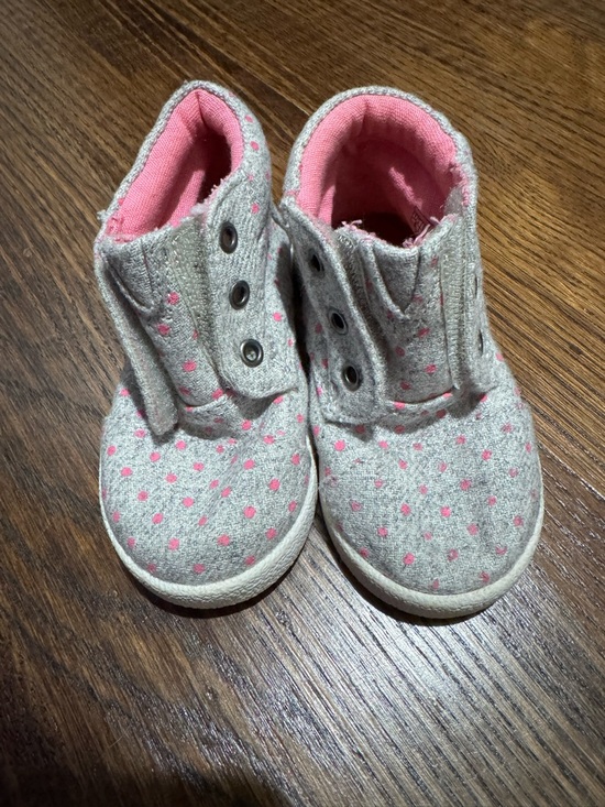 Toms Other - Toms Kids Gray and Pink Polka Dot Boots